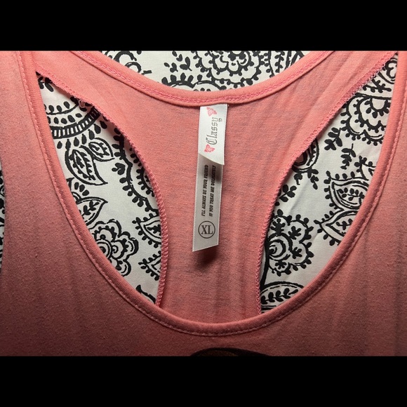 6/$20 Tank Top - Picture 2 of 2